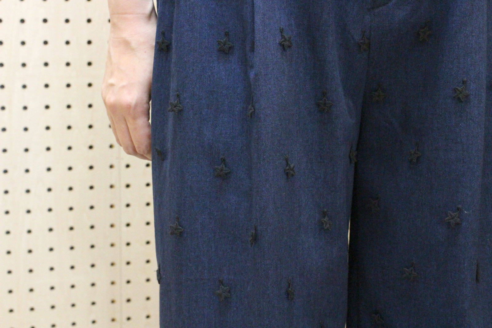 HERENCIA - 星刺繍ワイドデニムパンツ | ravii ONLINE STORE