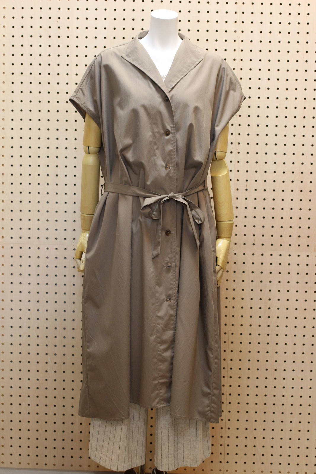 Days ロングジレワンピース カーキ Ravii Days ロングジレワンピース カーキ Ravii